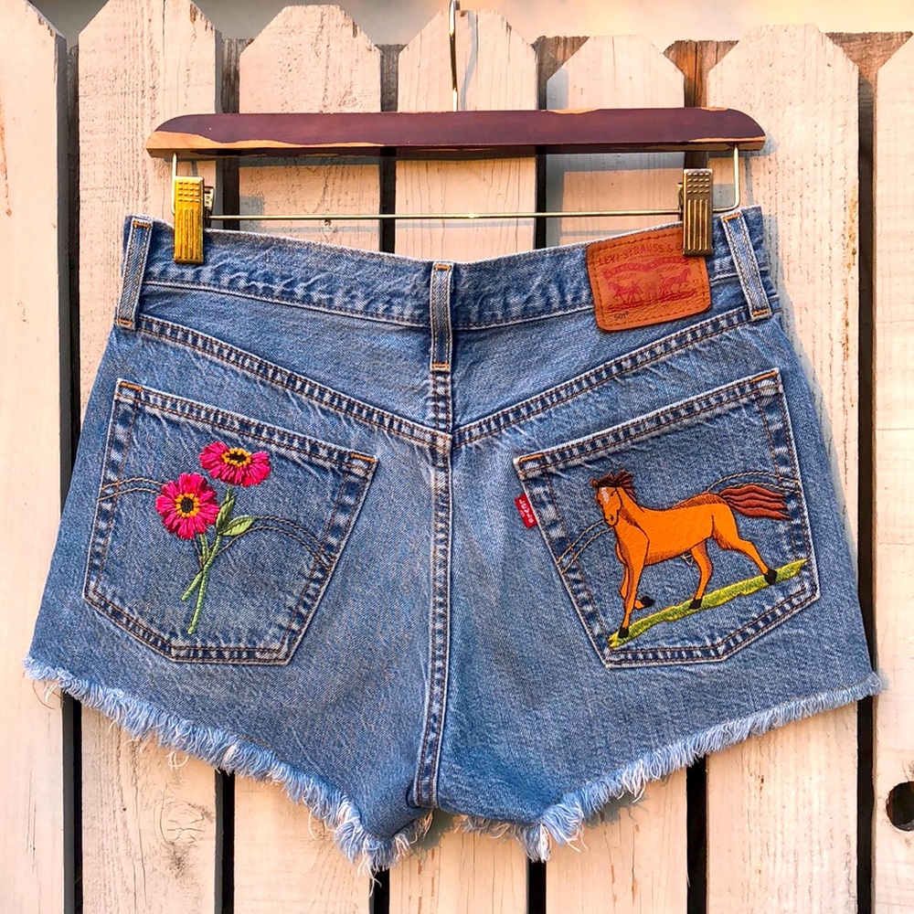 Vintage Levi’s 501 Customized Embroidered Horse Daisy Patchwork RARE